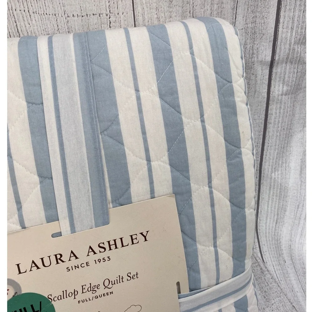 Laura Ashley Scallop Edge Quilt Set Full/Queen Blue White Striped Feminine Cozy
